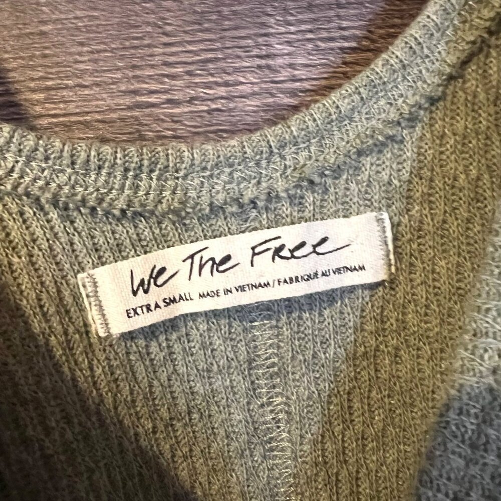 We The Free Free People Green Sing La La Handkerchief Tank Top XS Oversized Boho - Picture 3 of 6